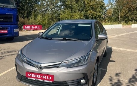 Toyota Corolla, 2018 год, 1 670 000 рублей, 3 фотография