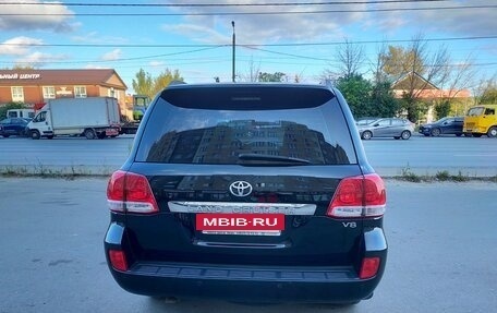 Toyota Land Cruiser 200, 2011 год, 3 200 000 рублей, 6 фотография
