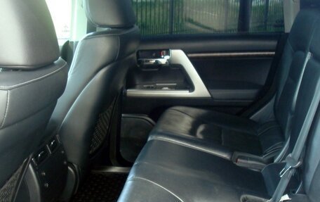 Toyota Land Cruiser 200, 2012 год, 5 200 000 рублей, 9 фотография