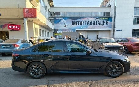 BMW 5 серия, 2019 год, 2 890 000 рублей, 3 фотография
