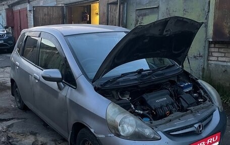 Honda Fit III, 2004 год, 275 000 рублей, 3 фотография