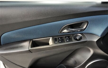 Chevrolet Cruze II, 2012 год, 799 800 рублей, 7 фотография