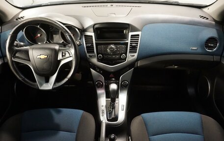 Chevrolet Cruze II, 2012 год, 799 800 рублей, 9 фотография