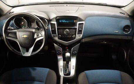 Chevrolet Cruze II, 2012 год, 799 800 рублей, 10 фотография