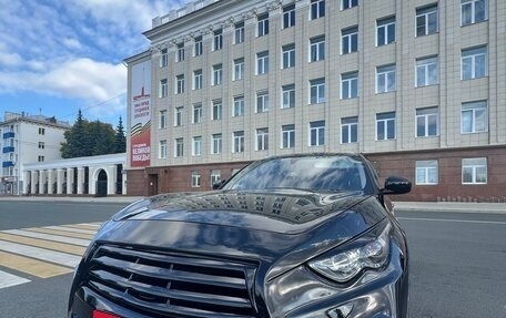Infiniti QX70, 2015 год, 2 300 000 рублей, 2 фотография