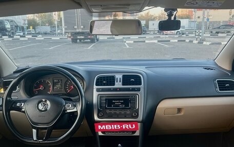 Volkswagen Polo VI (EU Market), 2016 год, 1 050 000 рублей, 10 фотография