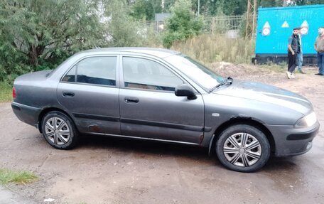 Mitsubishi Carisma I, 2003 год, 245 000 рублей, 3 фотография