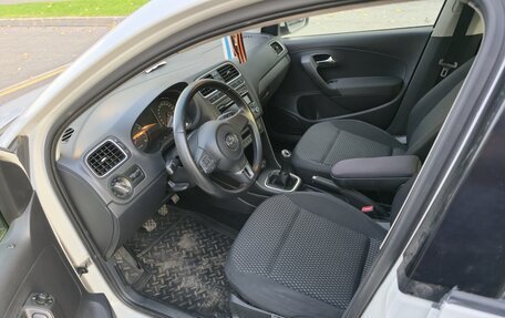 Volkswagen Polo VI (EU Market), 2012 год, 650 000 рублей, 14 фотография
