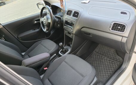 Volkswagen Polo VI (EU Market), 2012 год, 650 000 рублей, 13 фотография