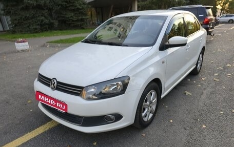 Volkswagen Polo VI (EU Market), 2012 год, 650 000 рублей, 2 фотография