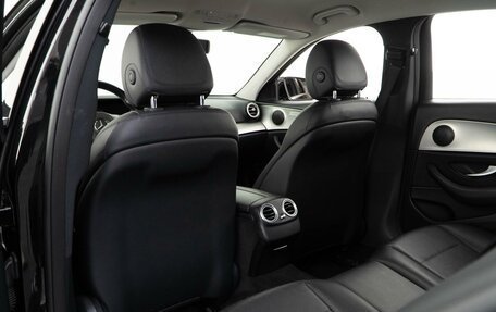 Mercedes-Benz E-Класс, 2018 год, 2 397 400 рублей, 11 фотография