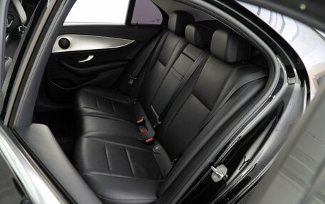 Mercedes-Benz E-Класс, 2018 год, 2 397 400 рублей, 9 фотография