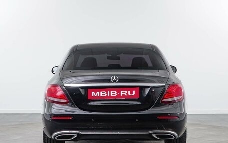 Mercedes-Benz E-Класс, 2018 год, 2 397 400 рублей, 4 фотография