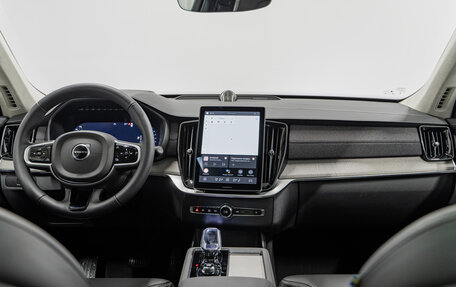 Volvo XC90 II рестайлинг, 2025 год, 11 499 000 рублей, 16 фотография
