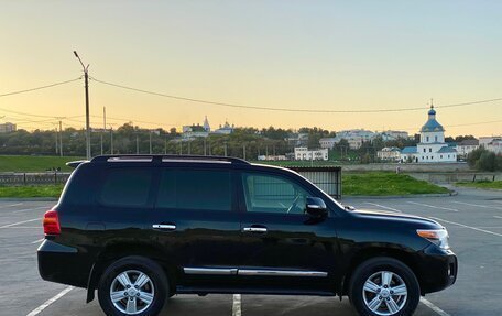Toyota Land Cruiser 200, 2012 год, 3 250 000 рублей, 6 фотография