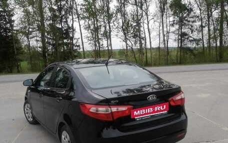 KIA Rio III рестайлинг, 2013 год, 550 000 рублей, 13 фотография