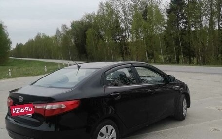 KIA Rio III рестайлинг, 2013 год, 550 000 рублей, 11 фотография