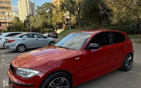 BMW 1 серия, 2007 год, 680 000 рублей, 7 фотография