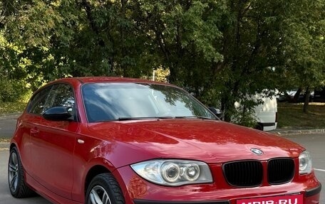 BMW 1 серия, 2007 год, 680 000 рублей, 15 фотография