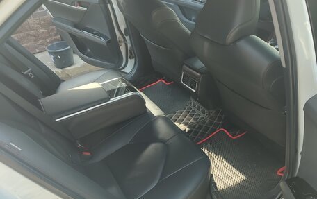 Toyota Camry, 2018 год, 2 650 000 рублей, 10 фотография