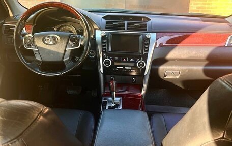 Toyota Camry, 2012 год, 1 820 000 рублей, 14 фотография
