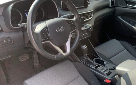 Hyundai Tucson III, 2019 год, 2 689 000 рублей, 10 фотография
