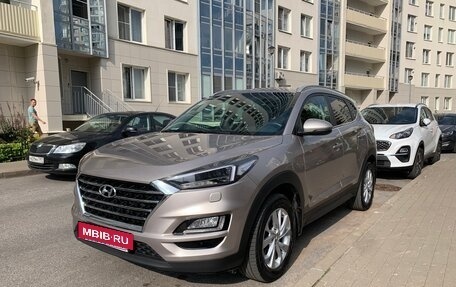 Hyundai Tucson III, 2019 год, 2 689 000 рублей, 2 фотография