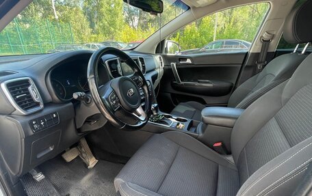 KIA Sportage IV рестайлинг, 2018 год, 1 899 000 рублей, 10 фотография