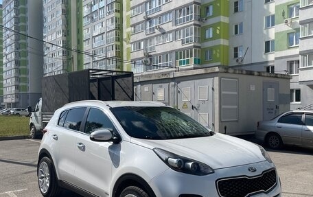 KIA Sportage IV рестайлинг, 2018 год, 1 899 000 рублей, 7 фотография