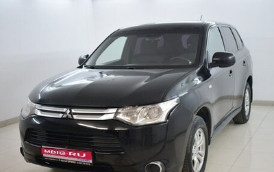 Mitsubishi Outlander III рестайлинг 3, 2014 год, 1 170 000 рублей, 1 фотография