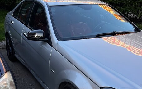 Mercedes-Benz C-Класс, 2010 год, 1 390 000 рублей, 3 фотография