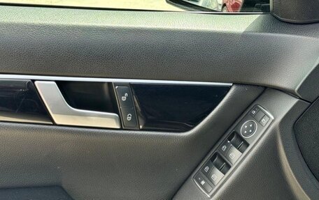 Mercedes-Benz C-Класс, 2011 год, 1 250 000 рублей, 12 фотография