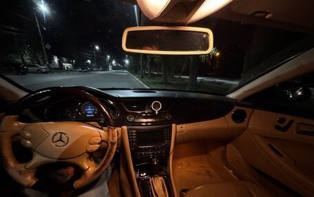 Mercedes-Benz CLS, 2005 год, 1 350 000 рублей, 11 фотография