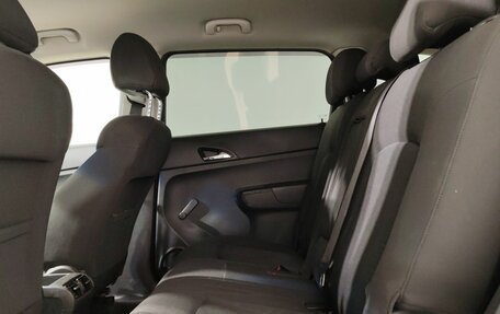 Chevrolet Orlando I, 2011 год, 965 000 рублей, 13 фотография