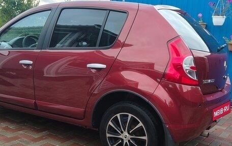 Renault Sandero I, 2012 год, 570 000 рублей, 8 фотография