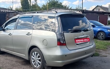 Mitsubishi Grandis, 2007 год, 1 150 000 рублей, 6 фотография