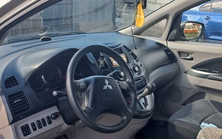 Mitsubishi Grandis, 2007 год, 1 150 000 рублей, 9 фотография