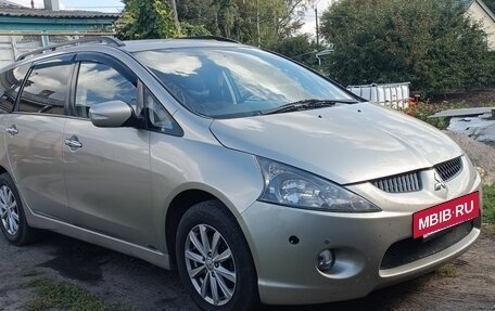 Mitsubishi Grandis, 2007 год, 1 150 000 рублей, 2 фотография