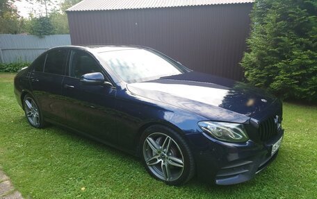 Mercedes-Benz E-Класс, 2017 год, 3 300 000 рублей, 1 фотография