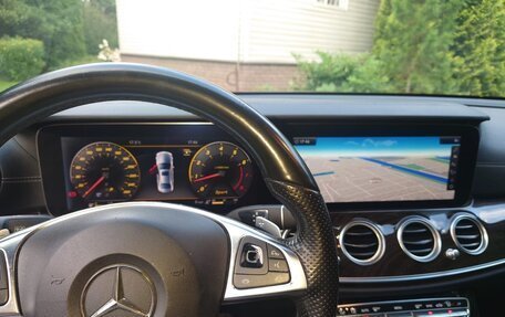 Mercedes-Benz E-Класс, 2017 год, 3 300 000 рублей, 8 фотография