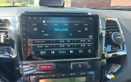 Toyota Hilux VII, 2014 год, 2 490 000 рублей, 8 фотография