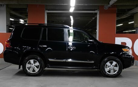 Toyota Land Cruiser 200, 2013 год, 4 198 000 рублей, 4 фотография