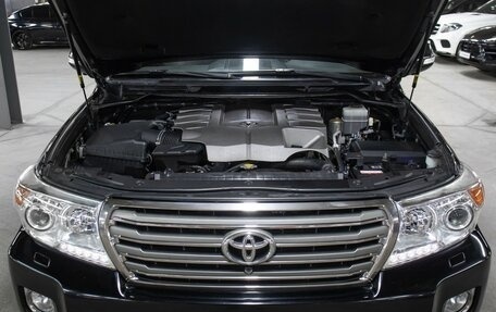 Toyota Land Cruiser 200, 2013 год, 4 198 000 рублей, 9 фотография