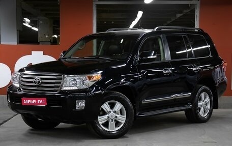 Toyota Land Cruiser 200, 2013 год, 4 198 000 рублей, 1 фотография
