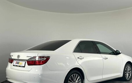 Toyota Camry, 2016 год, 1 850 000 рублей, 5 фотография