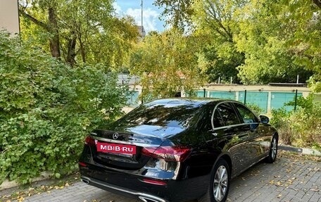 Mercedes-Benz E-Класс, 2020 год, 3 895 000 рублей, 2 фотография