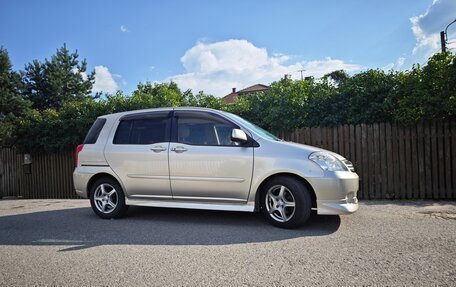 Toyota Raum II, 2004 год, 590 000 рублей, 2 фотография