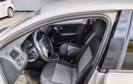 Volkswagen Polo VI (EU Market), 2014 год, 700 000 рублей, 5 фотография