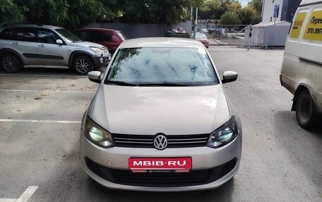 Volkswagen Polo VI (EU Market), 2014 год, 700 000 рублей, 1 фотография