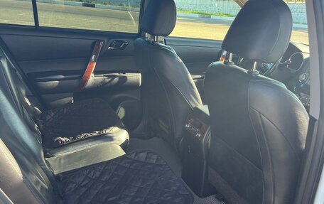 Toyota Highlander III, 2012 год, 1 850 000 рублей, 11 фотография